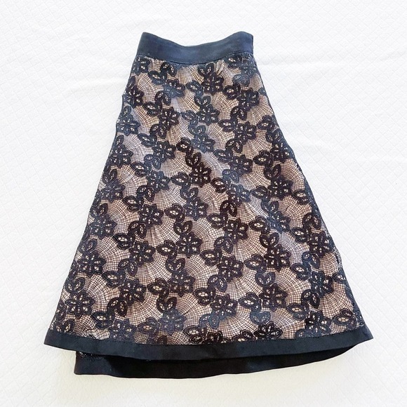 Marc Jacobs Black Beige Lace Overlay A-Line Short Skirt SZ4 - Picture 2 of 7